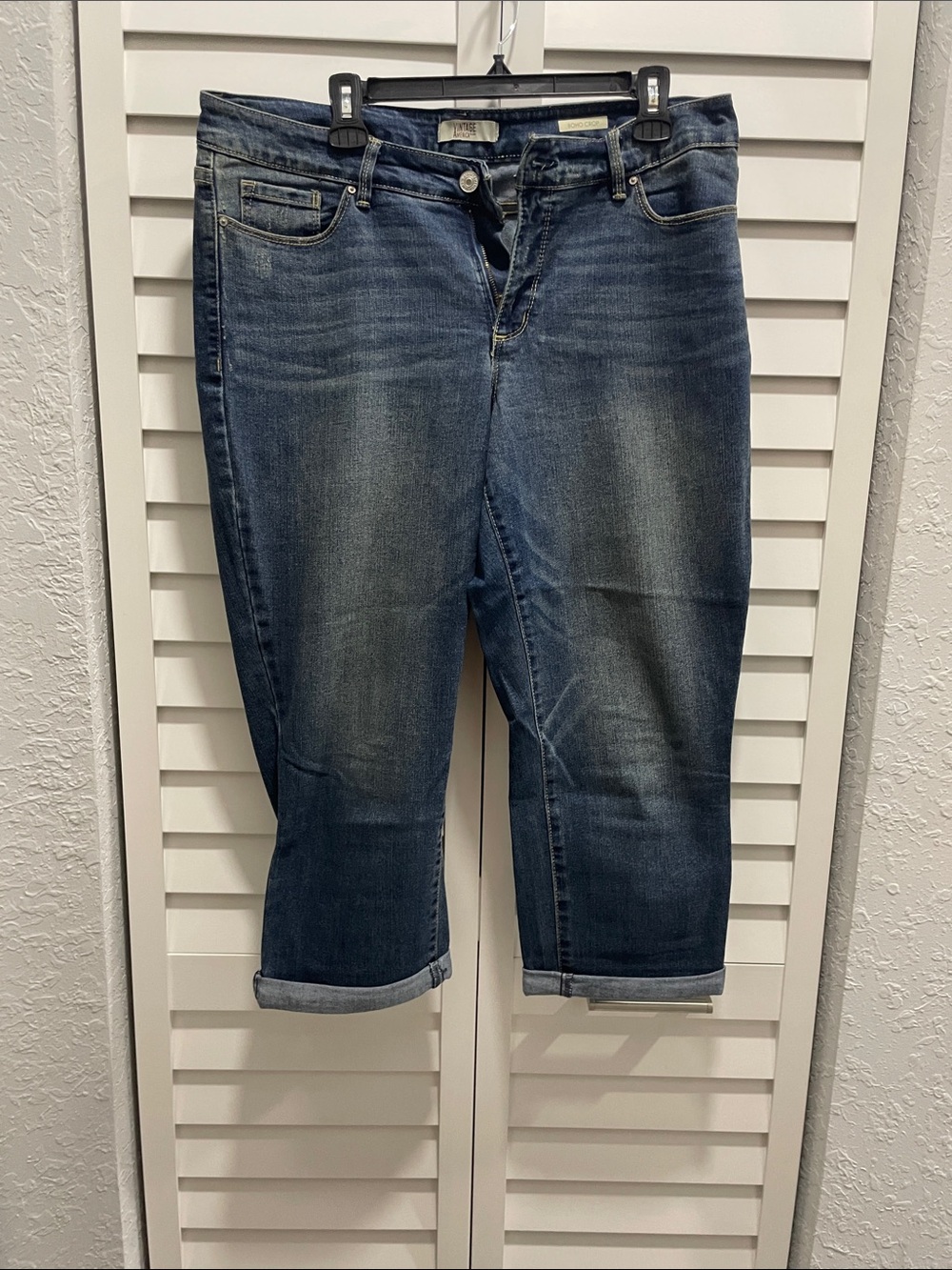 Cropped Dark Blue Women's Jeans with Cuffed Hem